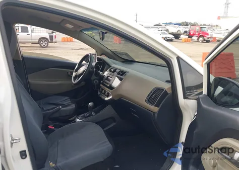 2016 Kia Rio Lx z USA, uszkodzony, nr VIN KNADM4A30G6555539